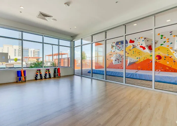 Boulevard Modern 1br Asu Pool Gym 11 Apartment