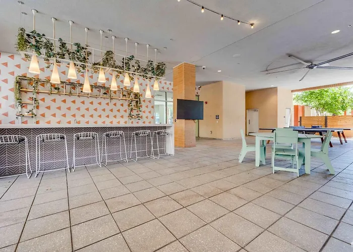 Boulevard Modern 1br Asu Pool Gym 11 *