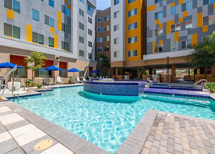Boulevard Modern 1br Asu Pool Gym 11 Tempe